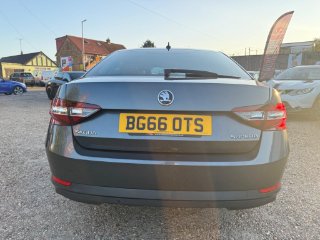 /photos/12263/2bc192c7-a549-45f8-93c4-27828479820d_i320x240.jpg